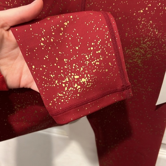 NWT ZYIA Active Red Stay Gold Light n Tight Hi-Rise 7/8 24” Leggings in Size 4! - Picture 8 of 10